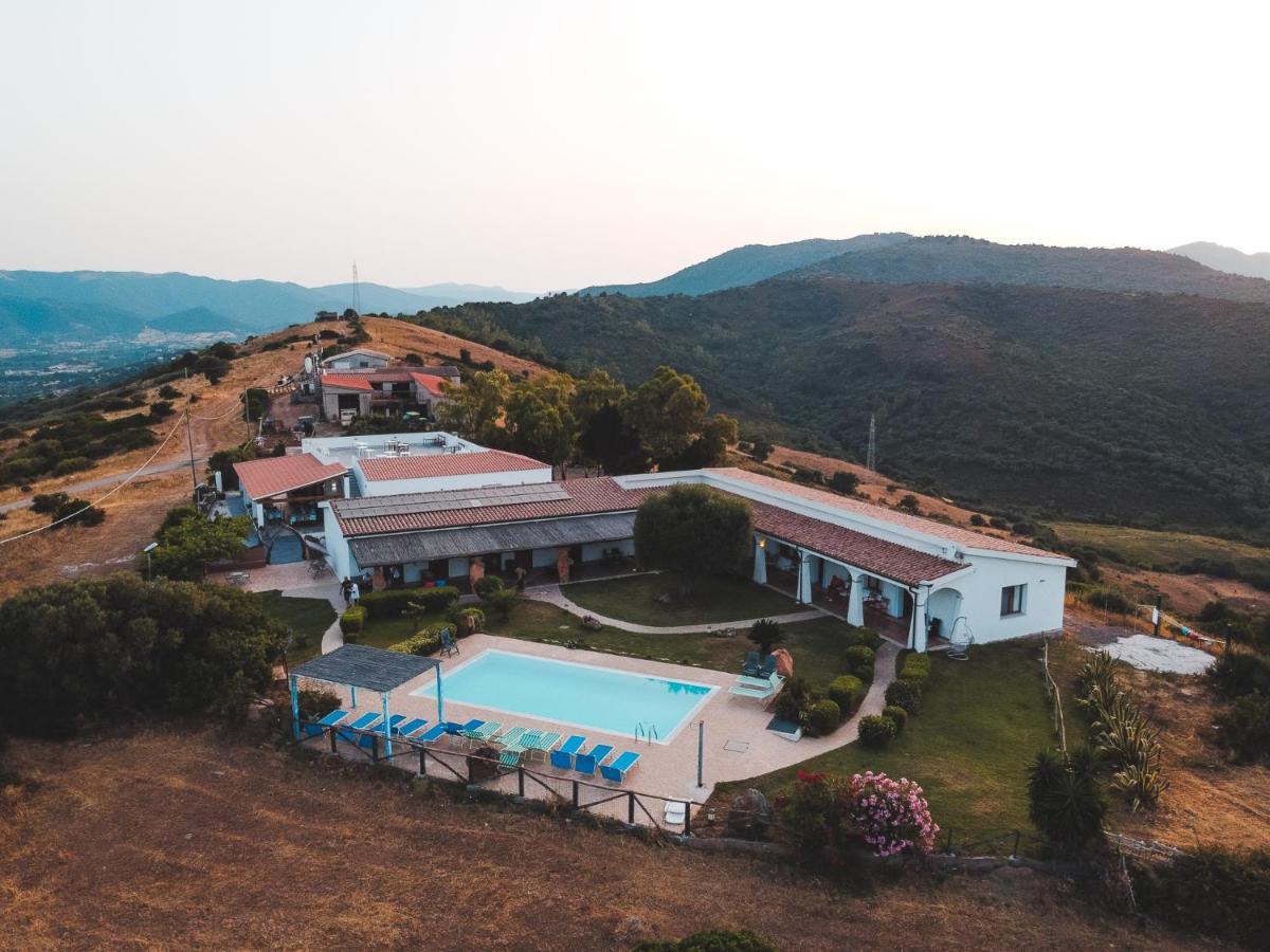 Agriturismo Irghitula Posada  Εξωτερικό φωτογραφία