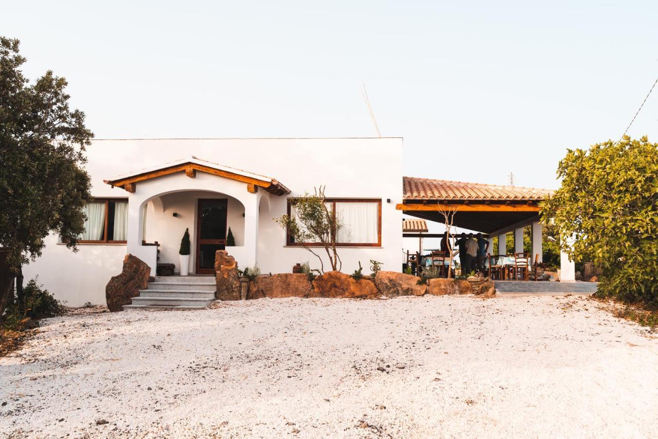 Agriturismo Irghitula Posada  Εξωτερικό φωτογραφία